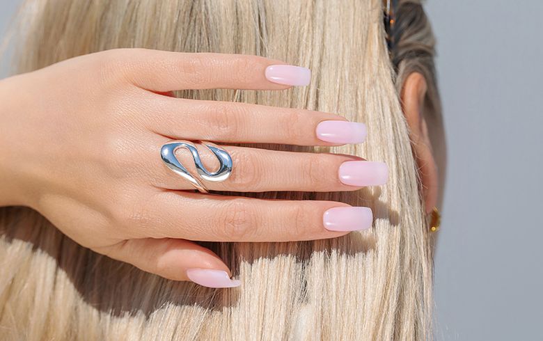 Mega Base Cold Pink nowa pojemność 15 ml - VICTORIA VYNN