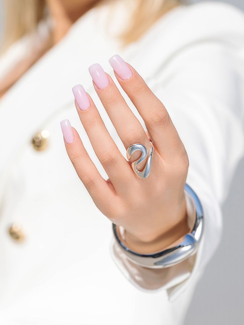 Mega Base Cold Pink nowa pojemność 15 ml - VICTORIA VYNN