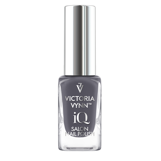 iQ NAIL POLISH 004 Dusty Fog - VICTORIA VYNN